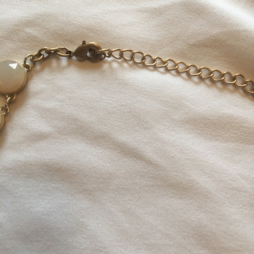 Women’s Ombré Grey statement necklace - Picture 3 of 3